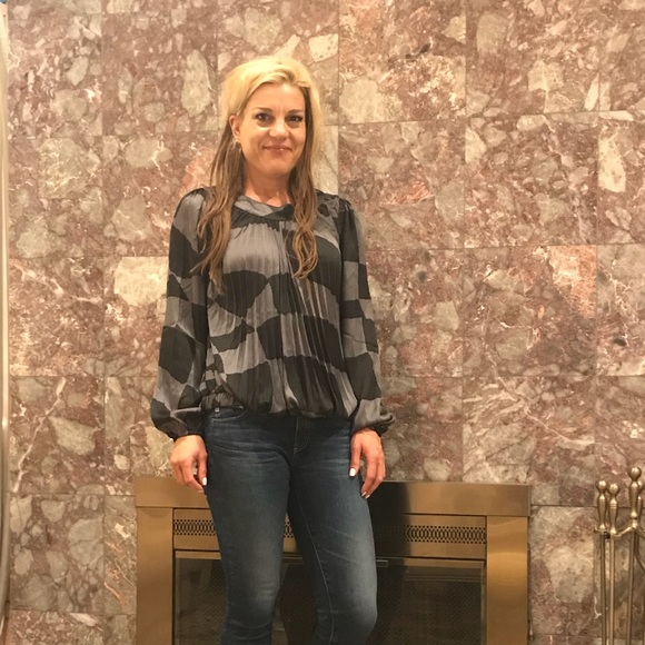 Doe & Rae Tops - The best for me ! 🎉2 hours party sale 🎉